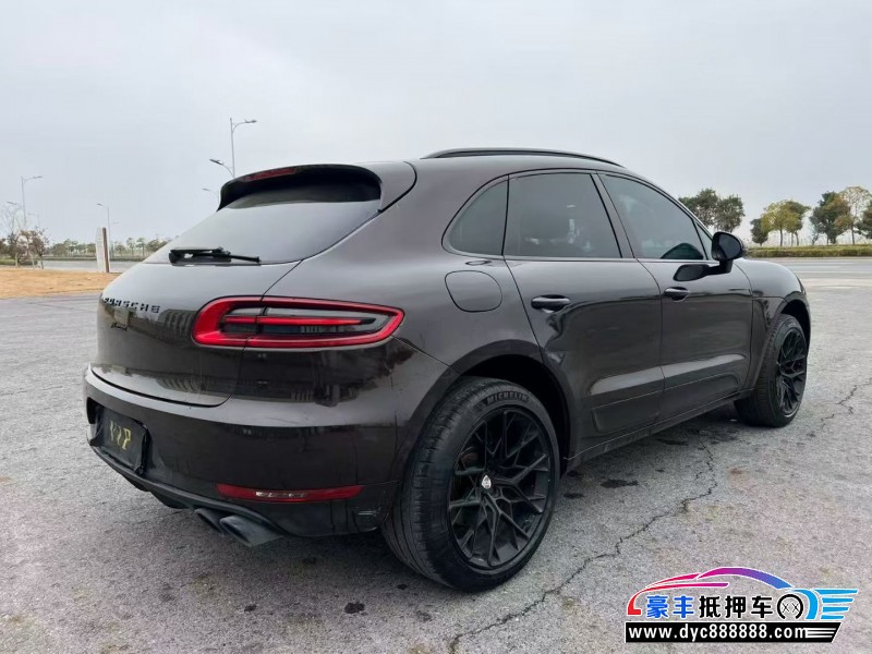 16年保时捷Macan迈凯轿车抵押车出售