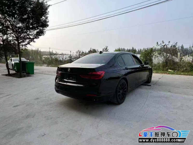 17年宝马7系轿车抵押车出售