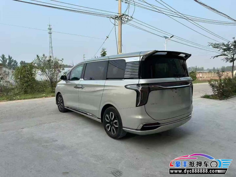 23年红旗HQ9轿车抵押车出售