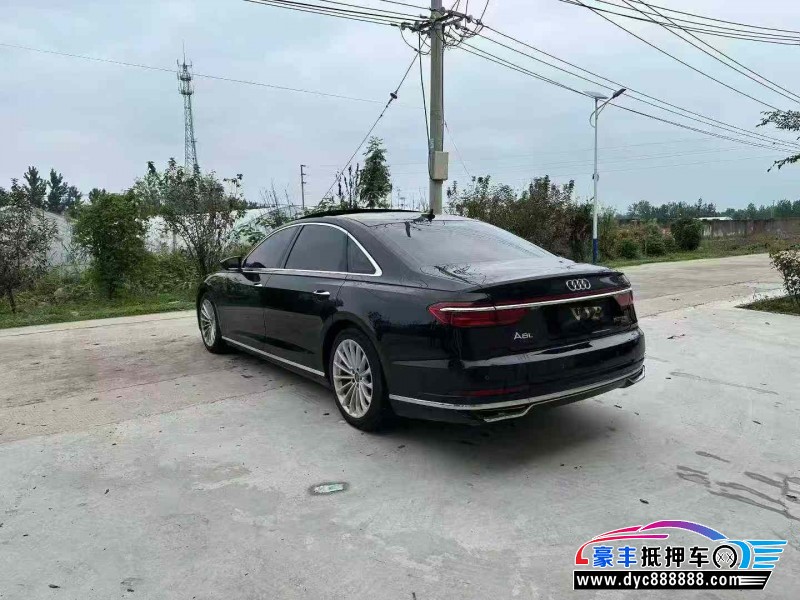 20年奥迪A8L轿车抵押车出售