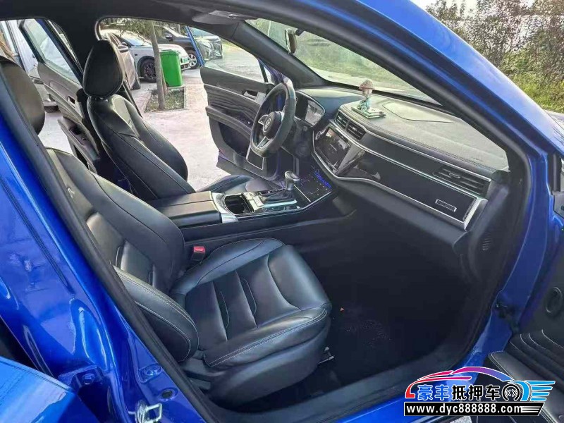 19年东风风光ix5轿车抵押车出售