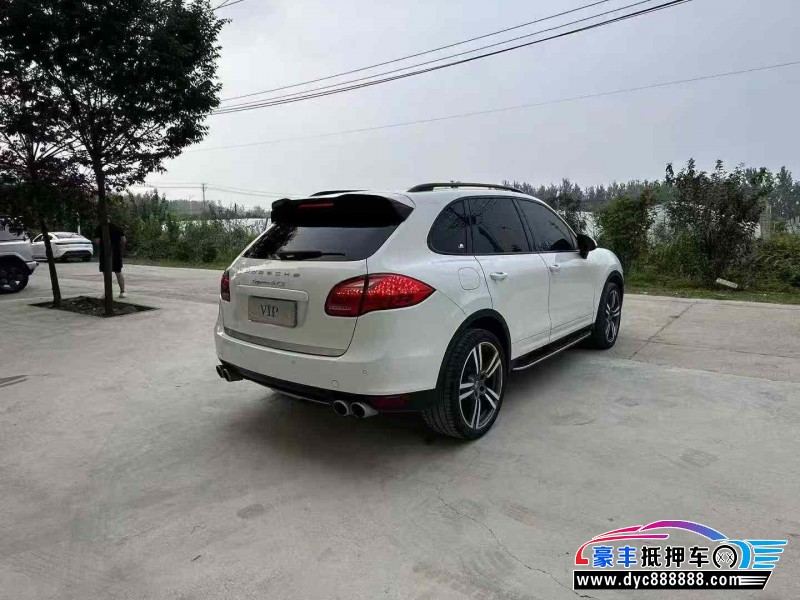 13年保时捷卡宴轿车抵押车出售