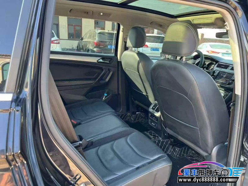 17年大众途观L轿车抵押车出售