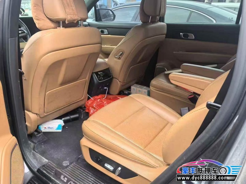 22年理想ONE轿车抵押车出售