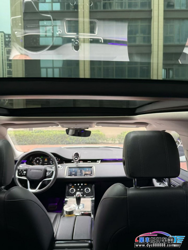 22年路虎揽胜极光轿车抵押车出售