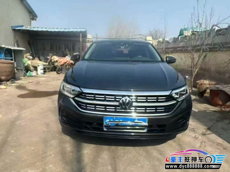 抵押车出售24年大众速腾轿车