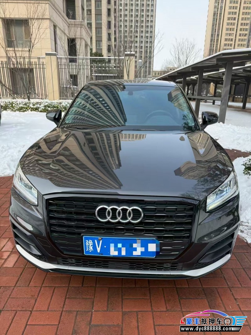 抵押车出售21年奥迪Q2轿车