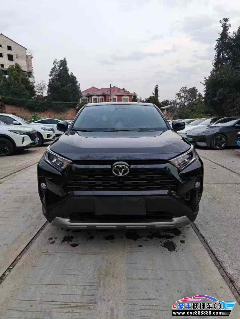 抵押车出售22年丰田RAV4轿车