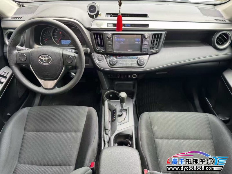 17年丰田RAV4轿车抵押车出售