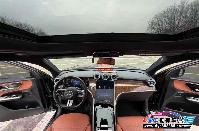 24年奔驰GLC轿车抵押车出售