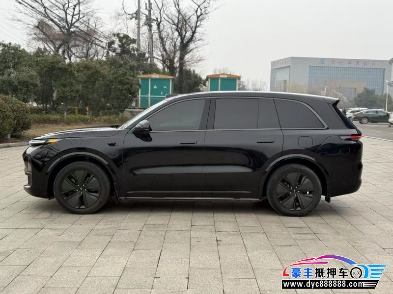 24年理想L8SUV抵押车出售