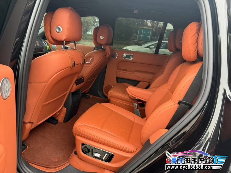 24年理想L8SUV抵押车出售