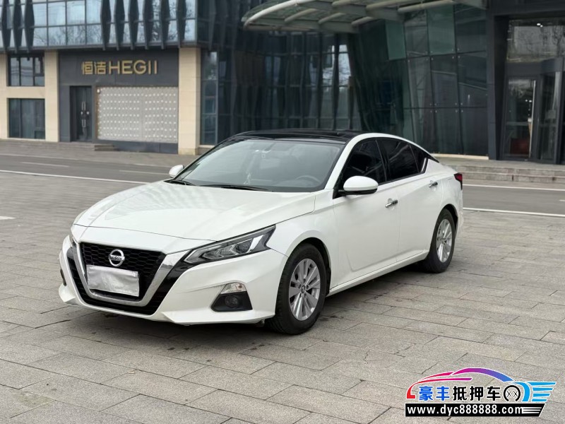 20年日产天籁轿车抵押车出售
