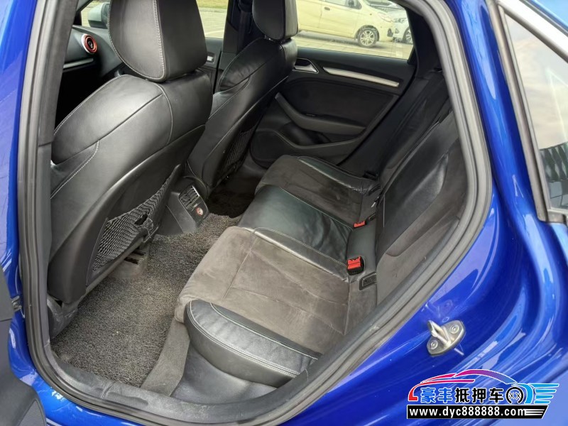 15年奥迪S3轿车抵押车出售