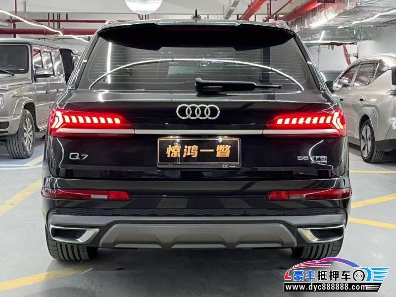 24年奥迪Q7轿车抵押车出售