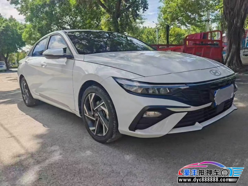 25年现代伊兰特轿车抵押车出售