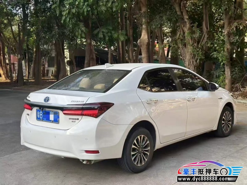 17年丰田卡罗拉轿车抵押车出售