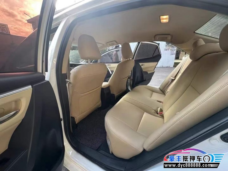 17年丰田卡罗拉轿车抵押车出售