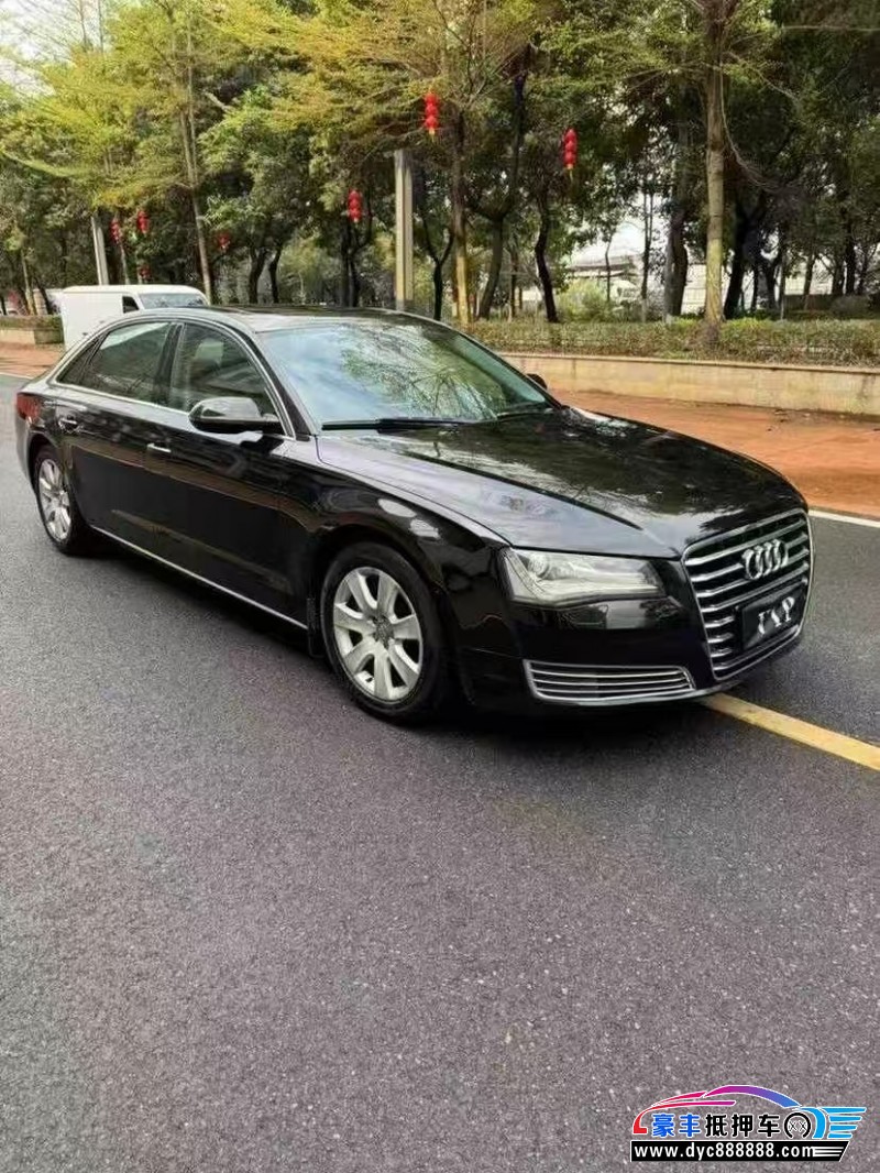 13年奥迪A8轿车抵押车出售