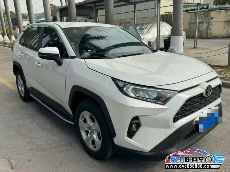24年丰田RAV4轿车抵押车出售
