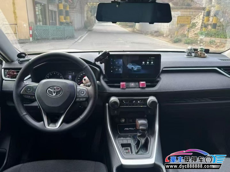 24年丰田RAV4轿车抵押车出售