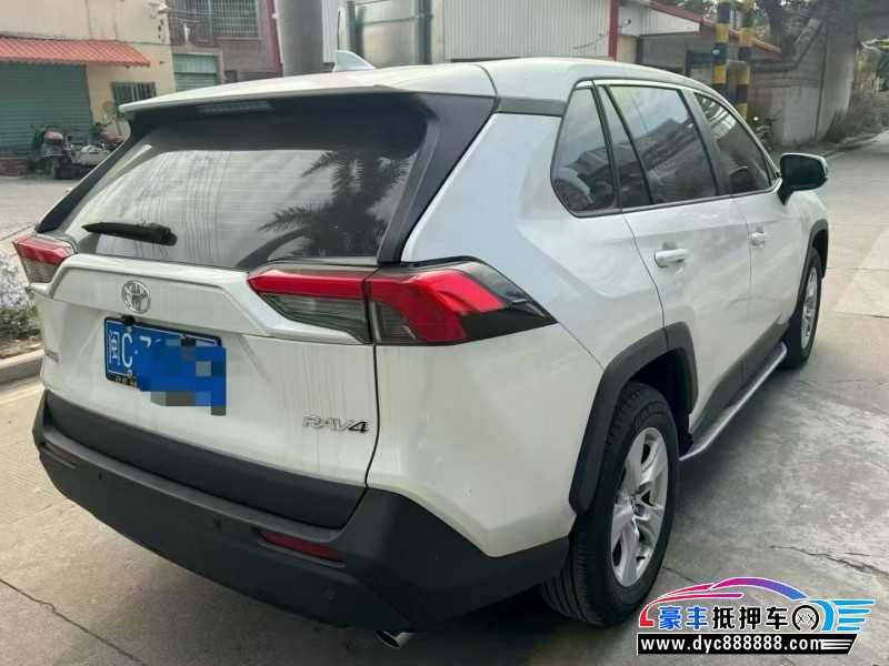 24年丰田RAV4轿车抵押车出售