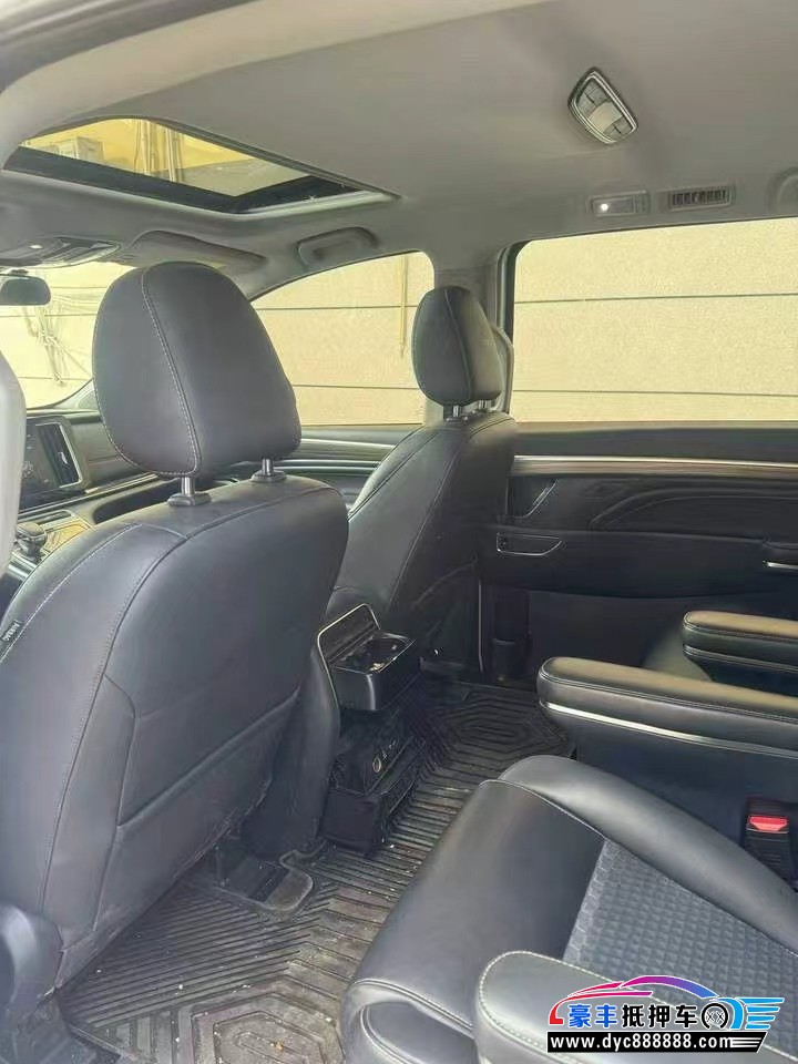 23年传祺M8轿车抵押车出售