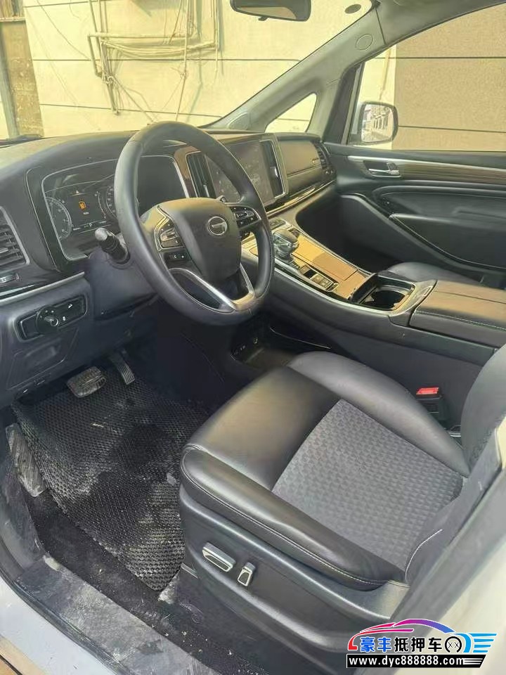 23年传祺M8轿车抵押车出售