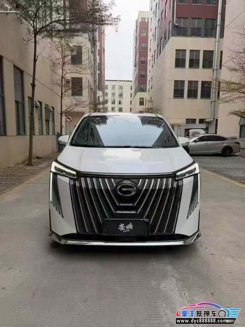 23年传祺M8轿车抵押车出售