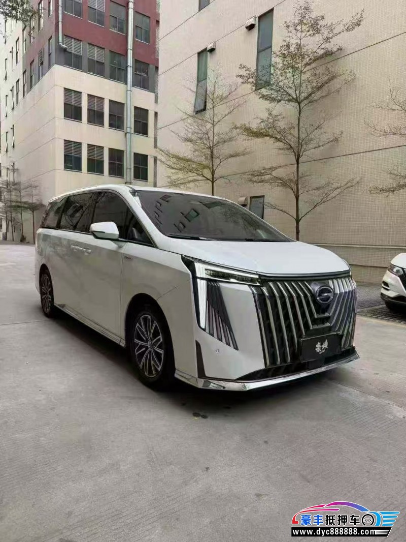 23年传祺M8轿车抵押车出售