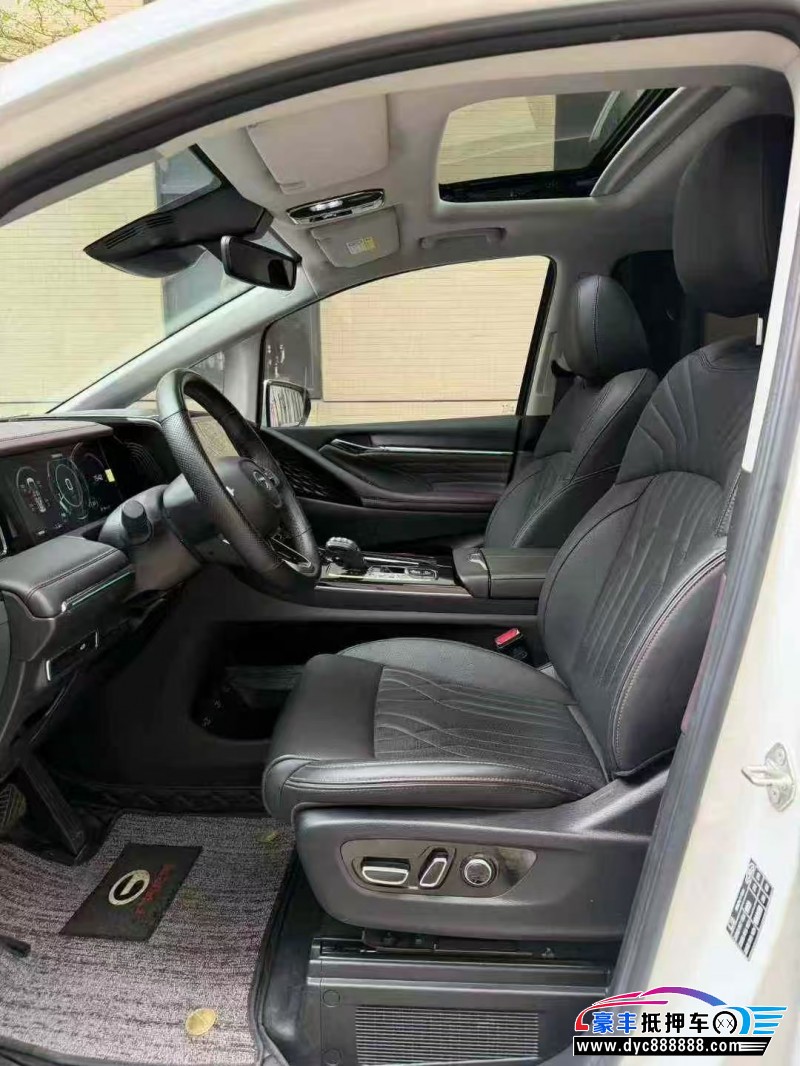 23年传祺M8轿车抵押车出售