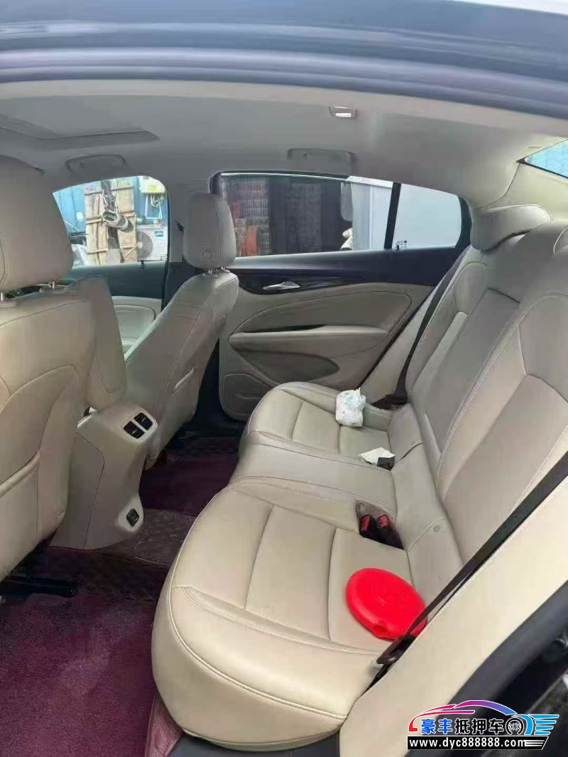 20年别克君威轿车抵押车出售