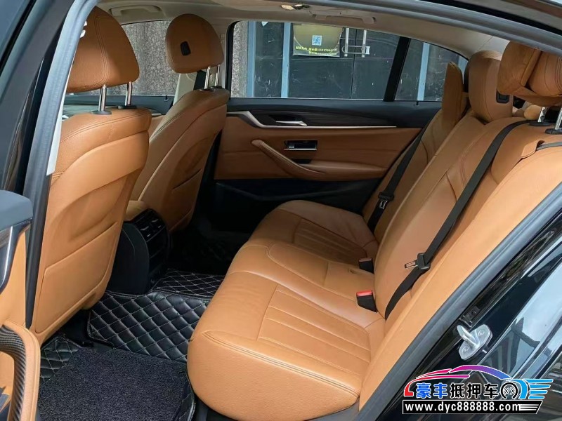 18年宝马5系轿车抵押车出售