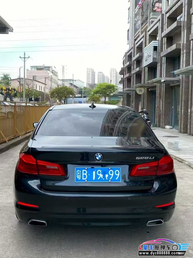 18年宝马5系轿车抵押车出售