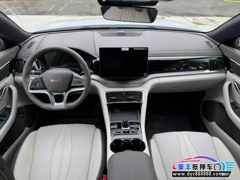 25年比亚迪宋轿车抵押车出售