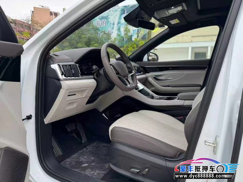 25年比亚迪宋轿车抵押车出售