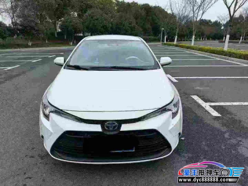 23年丰田奔跑者轿车抵押车出售