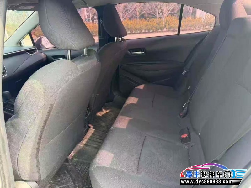 23年丰田雷凌轿车抵押车出售