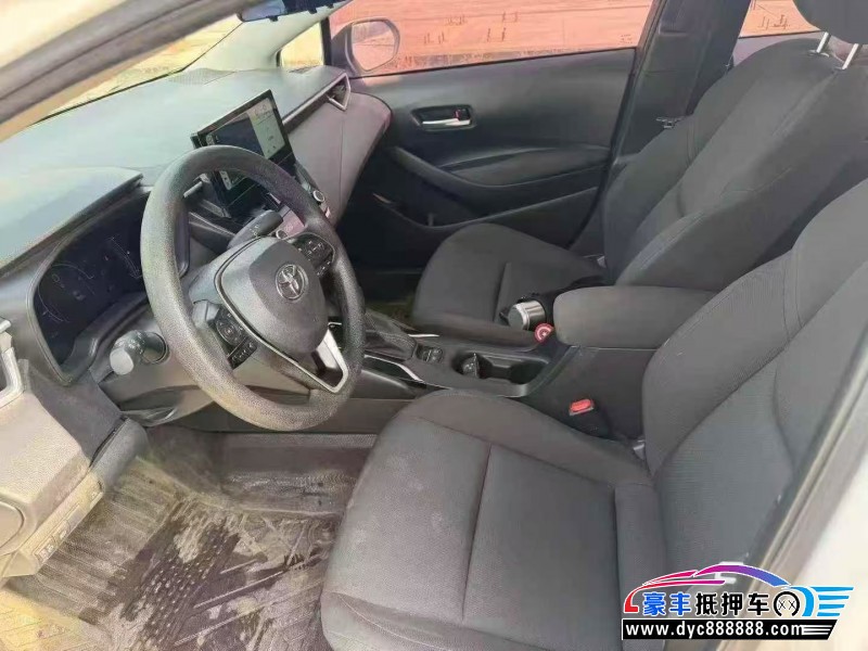 23年丰田雷凌轿车抵押车出售