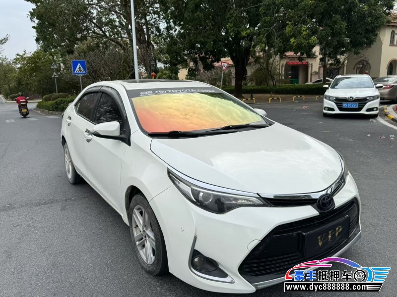 18年丰田雷凌轿车抵押车出售