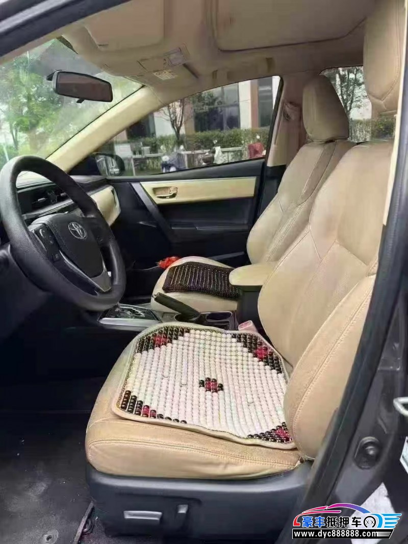 16年丰田雷凌轿车抵押车出售