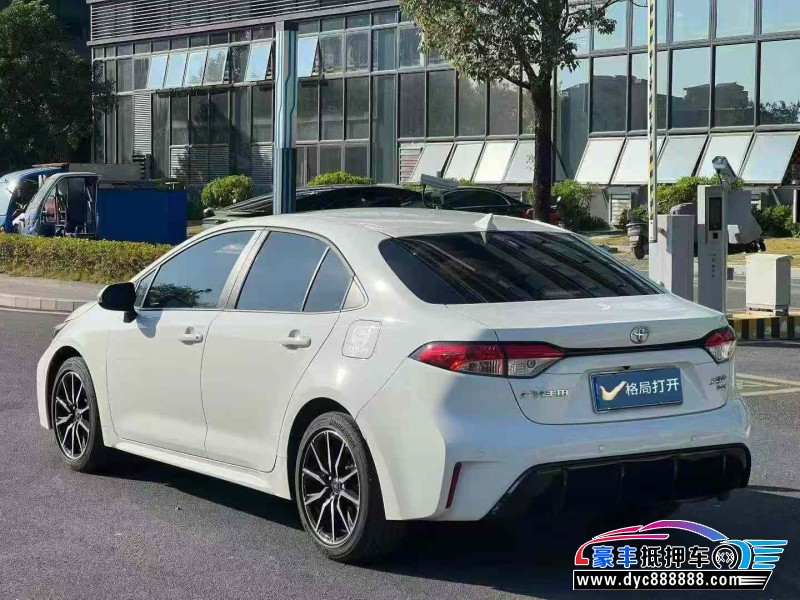 24年丰田雷凌轿车抵押车出售