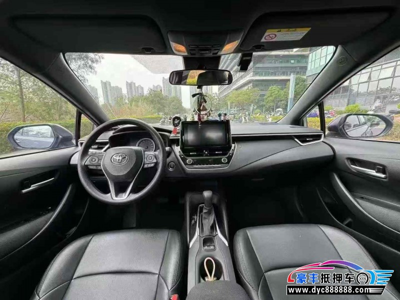 21年丰田雷凌轿车抵押车出售