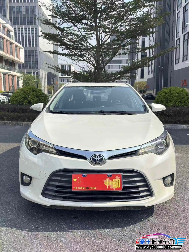 抵押车出售15年丰田雷凌轿车