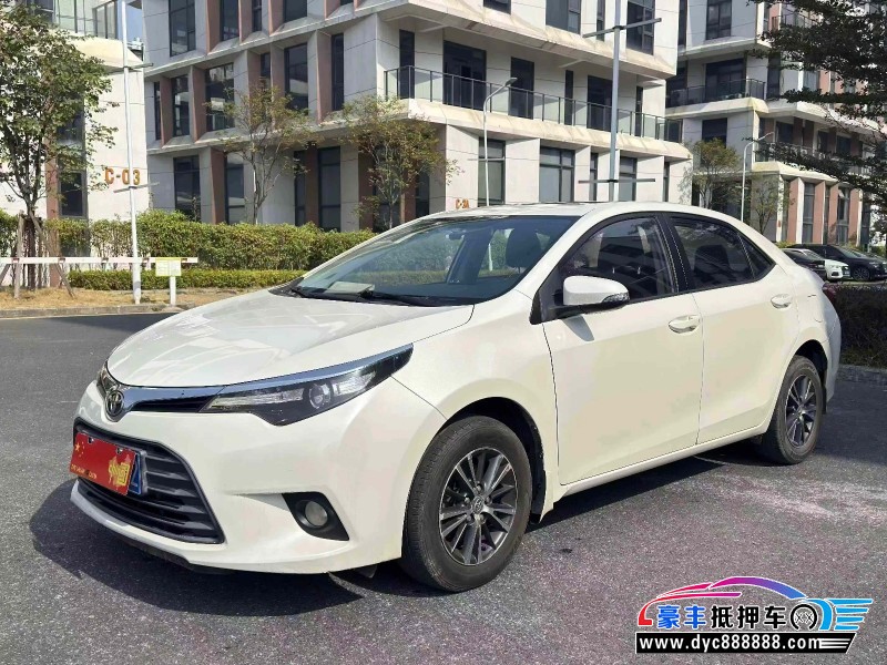 15年丰田雷凌轿车抵押车出售