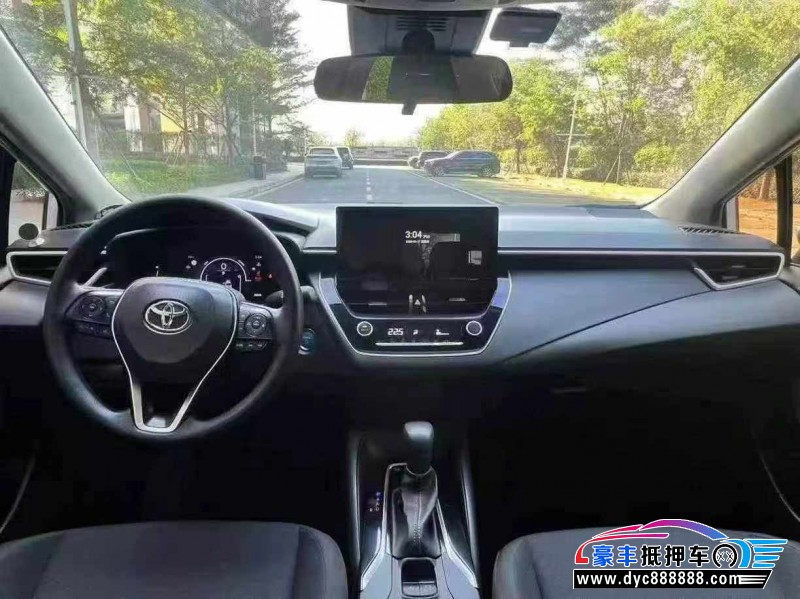 23年丰田雷凌轿车抵押车出售