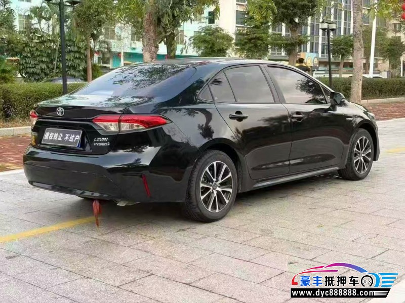 24年丰田雷凌轿车抵押车出售
