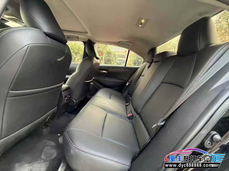 24年丰田雷凌轿车抵押车出售