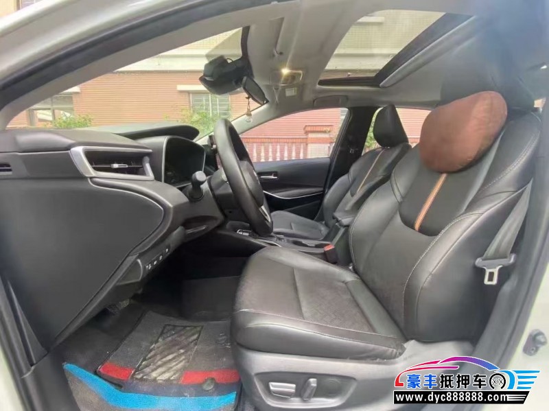 23年丰田雷凌轿车抵押车出售