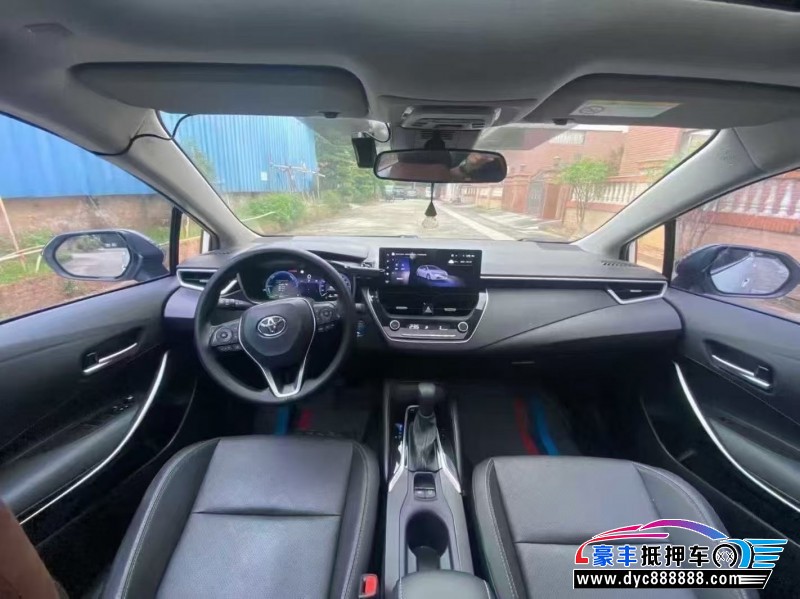 23年丰田雷凌轿车抵押车出售